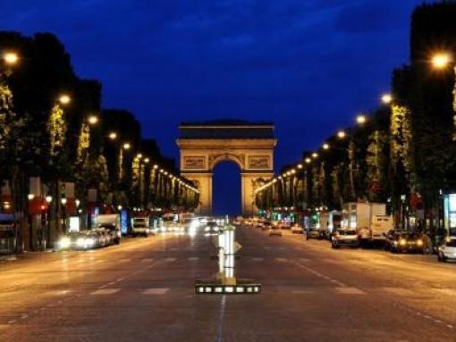 Les Champs Elysées